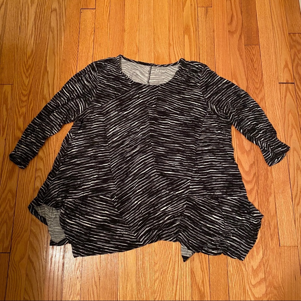 Handkerchief Hem Top